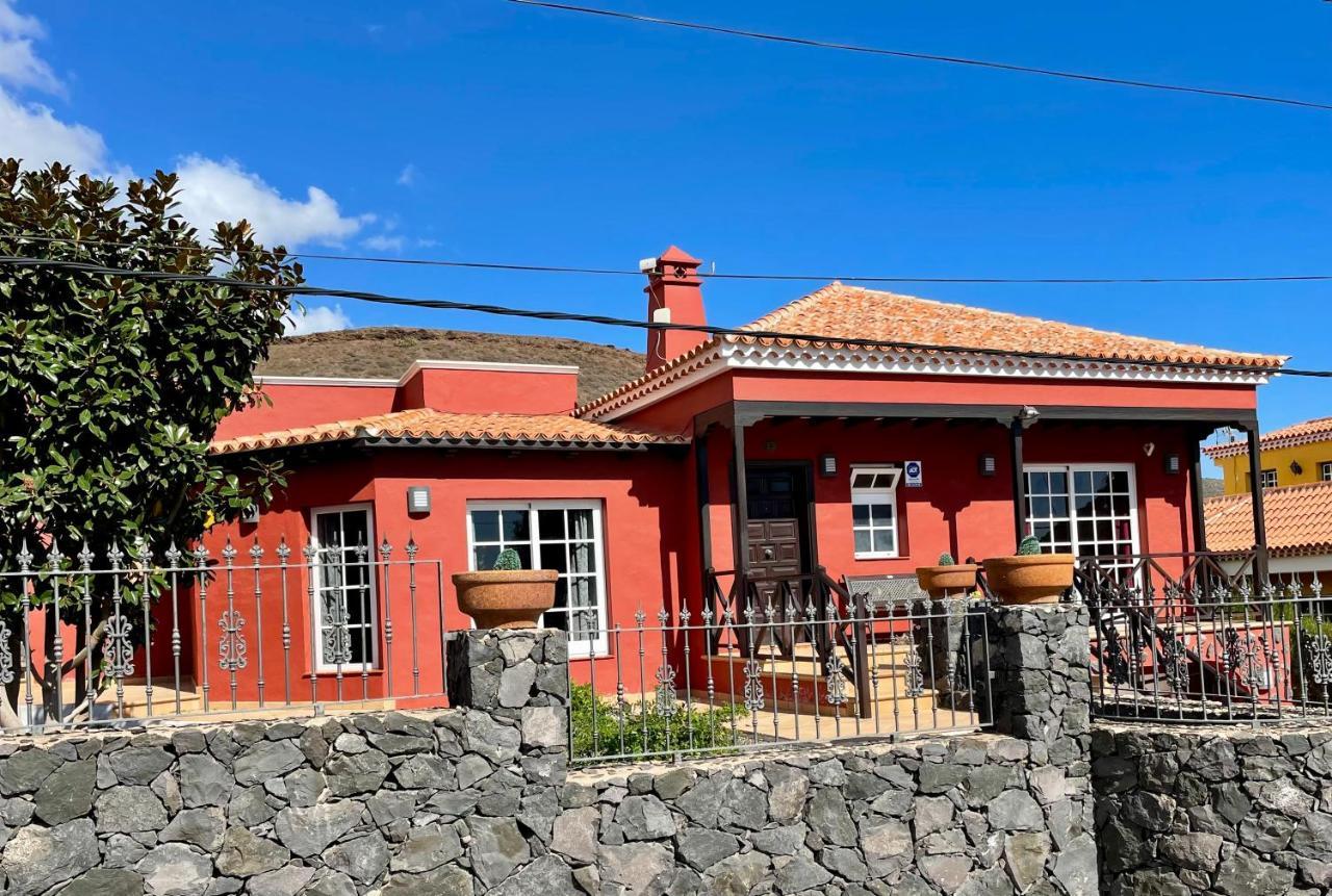 Villa Consuelo - Quiet Location Close To Resorts Buzanada Exterior photo